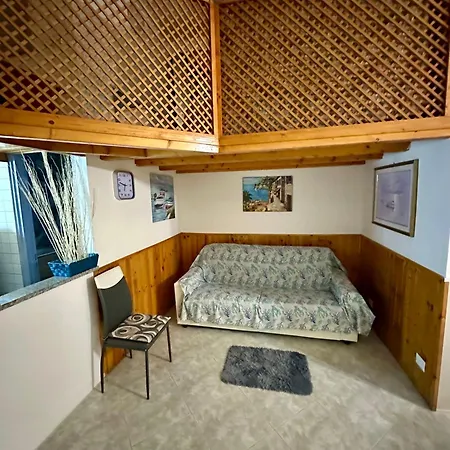 Apartament Romanello *